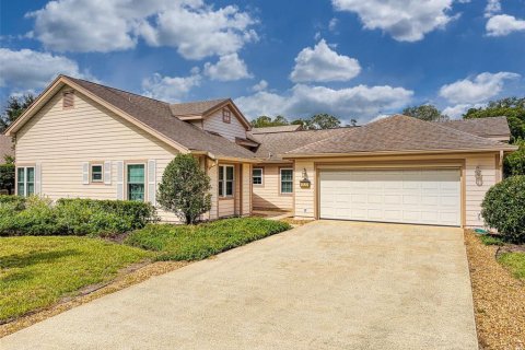 Casa en DeLand, Florida 2 dormitorios, 122.72 m2 № 2296781