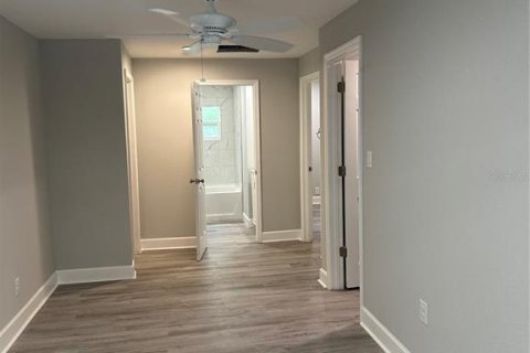 Villa ou maison à vendre à Wildwood, Floride: 3 chambres, 88.07 m2 № 2114592 - photo 2