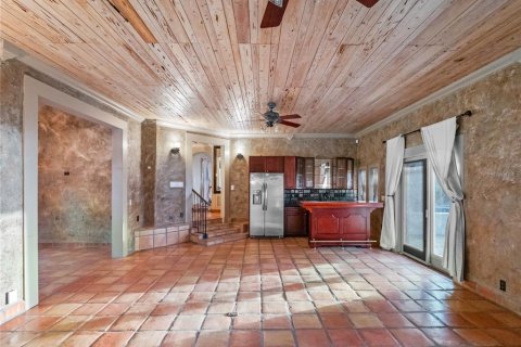 House in Mount Dora, Florida 6 bedrooms, 696.4 sq.m. № 1437582 - photo 22