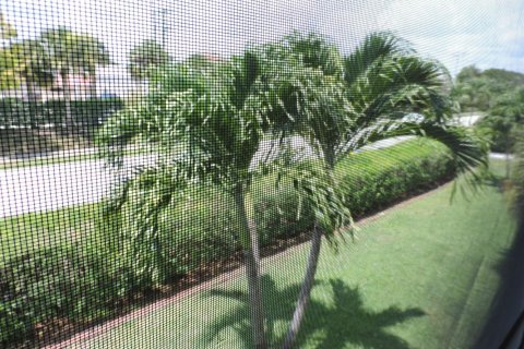Condo in Palm Beach Gardens, Florida, 2 bedrooms  № 2246470 - photo 15