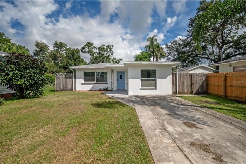 Villa ou maison à vendre à Tampa, Floride: 3 chambres, 115.38 m2 № 1905571 - photo 1
