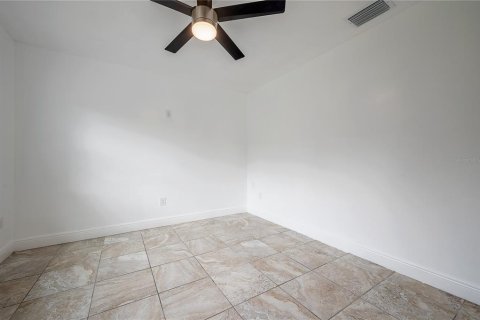 Villa ou maison à vendre à Tampa, Floride: 3 chambres, 115.38 m2 № 1905571 - photo 23