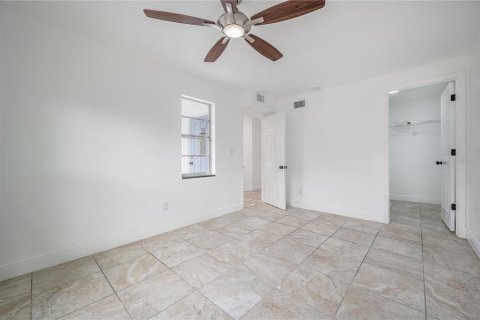 Villa ou maison à vendre à Tampa, Floride: 3 chambres, 115.38 m2 № 1905571 - photo 18