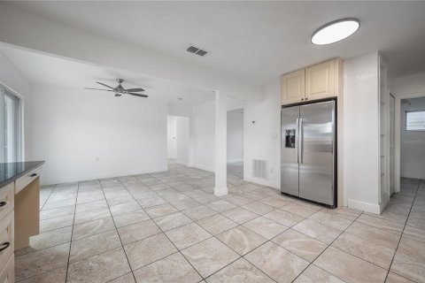 Villa ou maison à vendre à Tampa, Floride: 3 chambres, 115.38 m2 № 1905571 - photo 15