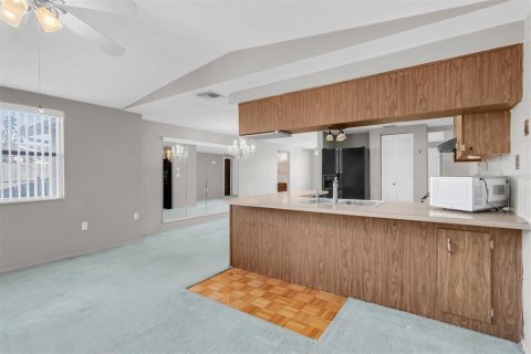 Casa en venta en Port Richey, Florida, 2 dormitorios, 126.72 m2 № 2388296 - foto 14