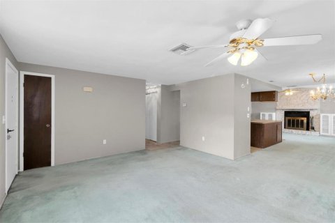 Casa en venta en Port Richey, Florida, 2 dormitorios, 126.72 m2 № 2388296 - foto 5