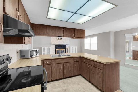 Casa en venta en Port Richey, Florida, 2 dormitorios, 126.72 m2 № 2388296 - foto 11