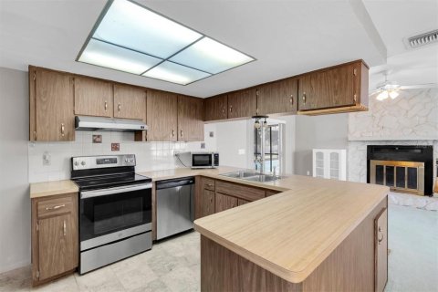 Casa en venta en Port Richey, Florida, 2 dormitorios, 126.72 m2 № 2388296 - foto 13