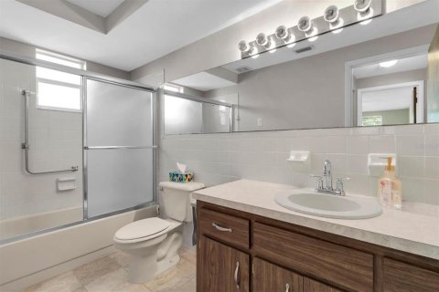 Casa en venta en Port Richey, Florida, 2 dormitorios, 126.72 m2 № 2388296 - foto 21