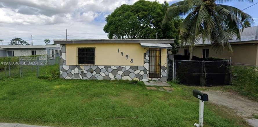 Villa ou maison à Florida City, Floride 3 chambres, 101.64 m2 № 2346459