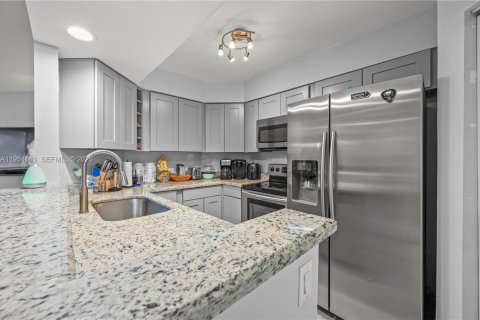 Condo in Plantation, Florida, 2 bedrooms  № 2261011