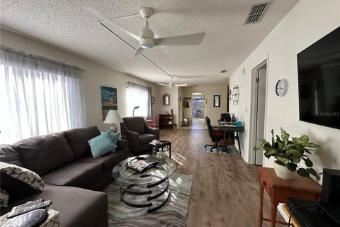 Copropriété à vendre à Hudson, Floride: 2 chambres, 106.28 m2 № 1526985 - photo 13