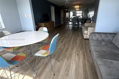 Купить кондоминиум в Санрайз, Флорида 1 спальня, 69.68м2, № 2264766 - фото 8