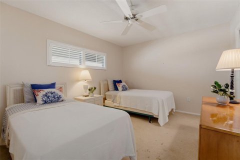 Condo in Venice, Florida, 2 bedrooms № 2100528 - photo 23
