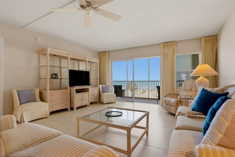 Condo in Venice, Florida, 2 bedrooms № 2100528 - photo 17