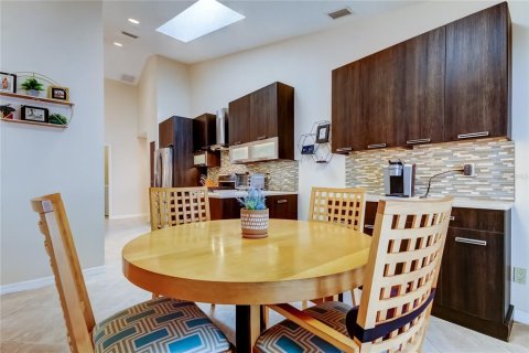 Casa en venta en Safety Harbor, Florida, 4 dormitorios, 282.24 m2 № 1907632 - foto 25