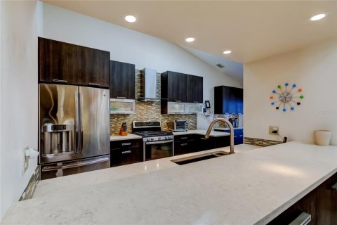 Casa en venta en Safety Harbor, Florida, 4 dormitorios, 282.24 m2 № 1907632 - foto 16