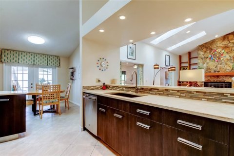 Casa en venta en Safety Harbor, Florida, 4 dormitorios, 282.24 m2 № 1907632 - foto 18