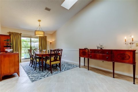 Casa en venta en Safety Harbor, Florida, 4 dormitorios, 282.24 m2 № 1907632 - foto 8