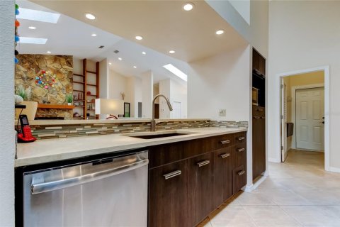 Casa en venta en Safety Harbor, Florida, 4 dormitorios, 282.24 m2 № 1907632 - foto 21