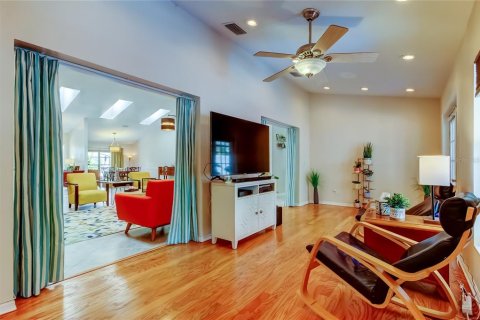 Casa en venta en Safety Harbor, Florida, 4 dormitorios, 282.24 m2 № 1907632 - foto 26
