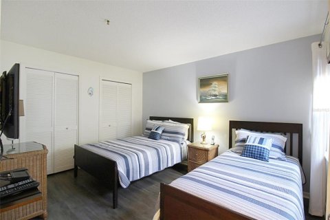 Copropriété à louer à Sarasota, Floride: 2 chambres, 104.98 m2 № 2298807 - photo 12