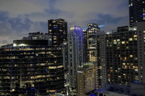 Condo in Miami, Florida, 3 bedrooms № 2080129 - photo 30