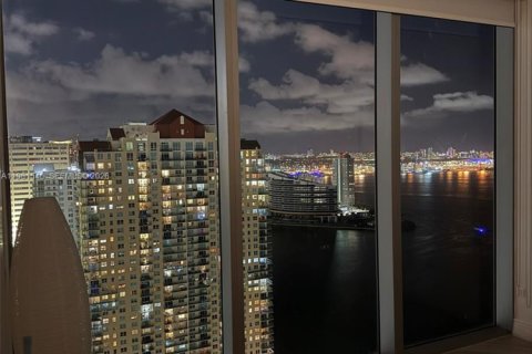 Condo in Miami, Florida, 3 bedrooms № 2080129 - photo 22