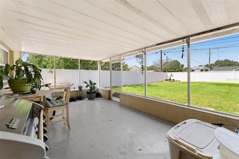 House in Saint Petersburg, Florida 2 bedrooms, 118.08 sq.m. № 1626093 - photo 26