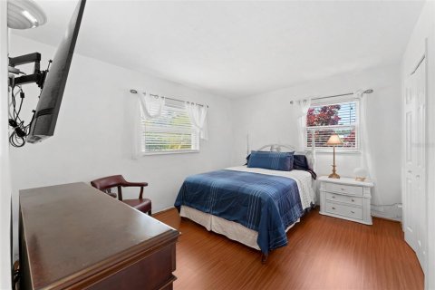 House in Saint Petersburg, Florida 2 bedrooms, 118.08 sq.m. № 1626093 - photo 22