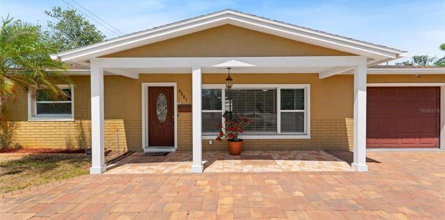 Casa en Saint Petersburg, Florida 2 dormitorios, 118.08 m2 № 1626093