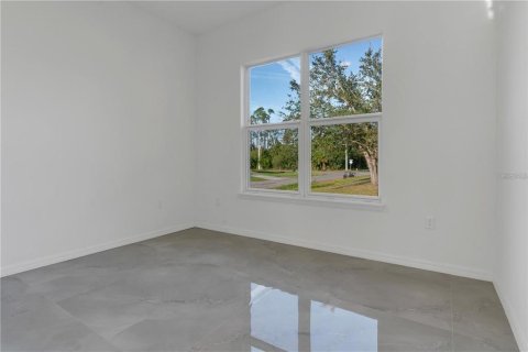 Villa ou maison à louer à North Port, Floride: 4 chambres, 200.02 m2 № 2418606 - photo 10