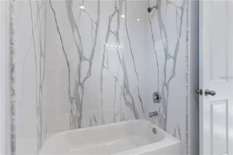 Villa ou maison à louer à North Port, Floride: 4 chambres, 200.02 m2 № 2418606 - photo 16