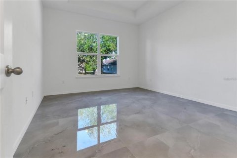 Villa ou maison à louer à North Port, Floride: 4 chambres, 200.02 m2 № 2418606 - photo 24