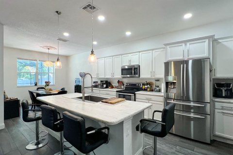 Casa en venta en Kissimmee, Florida, 4 dormitorios, 256.5 m2 № 1747022 - foto 28
