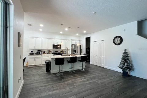 Casa en venta en Kissimmee, Florida, 4 dormitorios, 256.5 m2 № 1747022 - foto 26