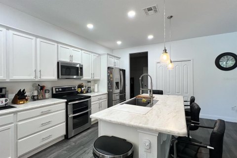 Casa en venta en Kissimmee, Florida, 4 dormitorios, 256.5 m2 № 1747022 - foto 27