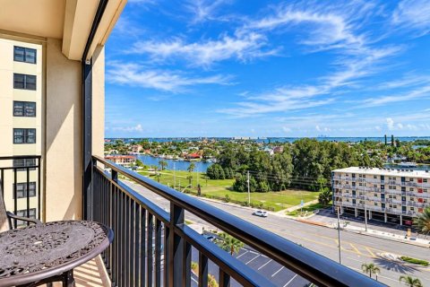 Copropriété à vendre à Saint Pete Beach, Floride: 2 chambres, 131.92 m2 № 2425901 - photo 26