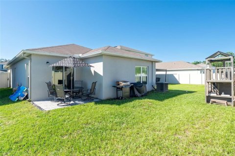 House in Zephyrhills, Florida 3 bedrooms, 139.35 sq.m. № 2416861 - photo 28