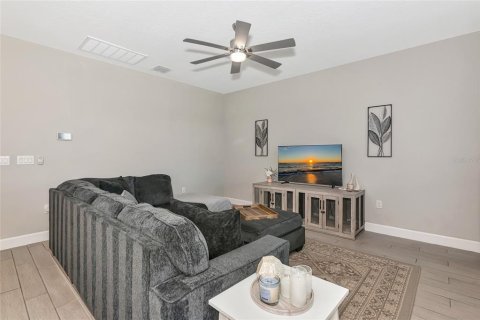 House in Bradenton, Florida 3 bedrooms, 155.52 sq.m. № 2109300 - photo 9