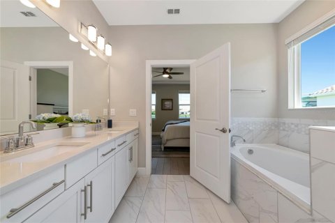 House in Bradenton, Florida 3 bedrooms, 155.52 sq.m. № 2109300 - photo 23
