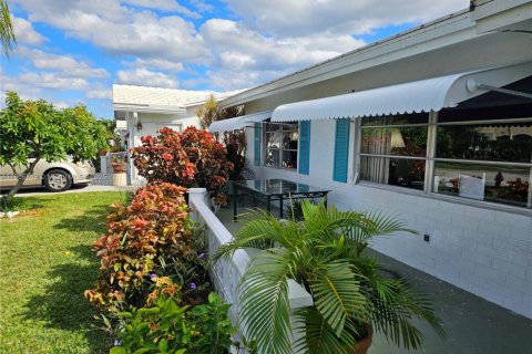 Villa ou maison à vendre à Boynton Beach, Floride: 2 chambres, 132.66 m2 № 2013276 - photo 3