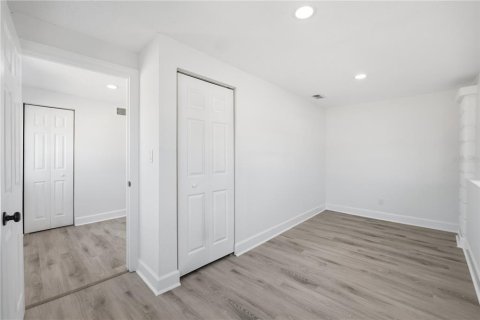 Villa ou maison à vendre à Saint Petersburg, Floride: 3 chambres, 127.83 m2 № 2103041 - photo 16