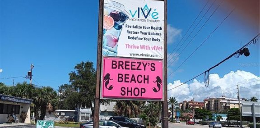 Propiedad comercial en Saint Pete Beach, Florida № 1899701