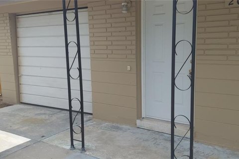 House in Holiday, Florida 2 bedrooms, 75.81 sq.m. № 1880946 - photo 2