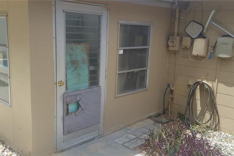 House in Holiday, Florida 2 bedrooms, 75.81 sq.m. № 1880946 - photo 9