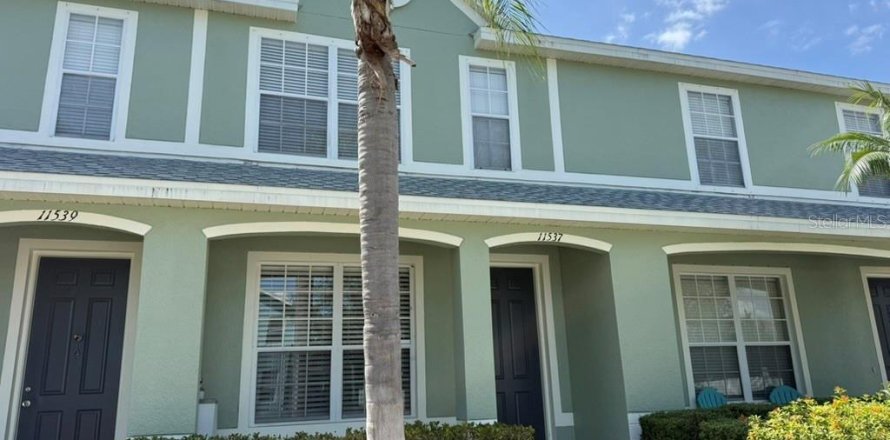Townhouse in Tampa, Florida 2 bedrooms, 112.97 sq.m. № 2117345