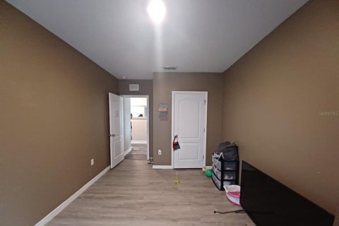 Casa en venta en Haines City, Florida, 4 dormitorios, 165.18 m2 № 1900378 - foto 24