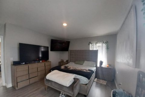 Casa en venta en Haines City, Florida, 4 dormitorios, 165.18 m2 № 1900378 - foto 13