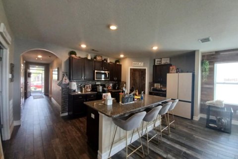 Casa en venta en Haines City, Florida, 4 dormitorios, 165.18 m2 № 1900378 - foto 6